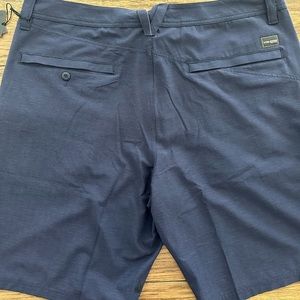 Volcom Hybrid shorts, navy, men’s sz 38, NWT, water repellent, cross shred slub